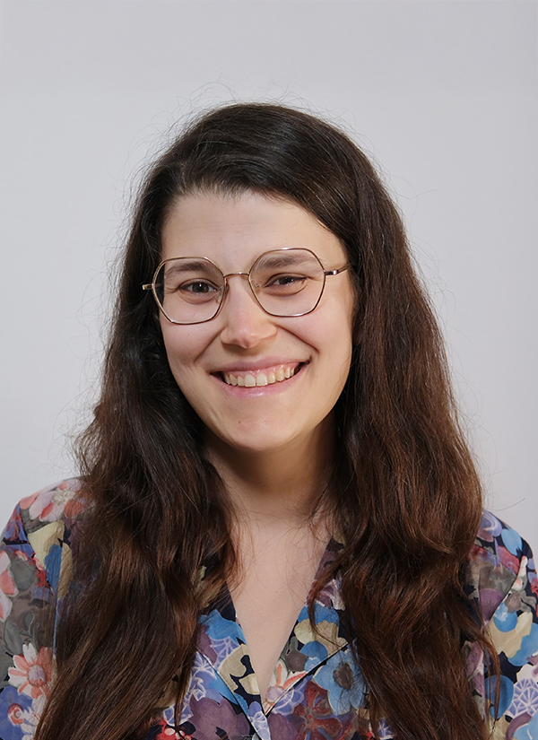 Sharon Battaglia - Segretaria